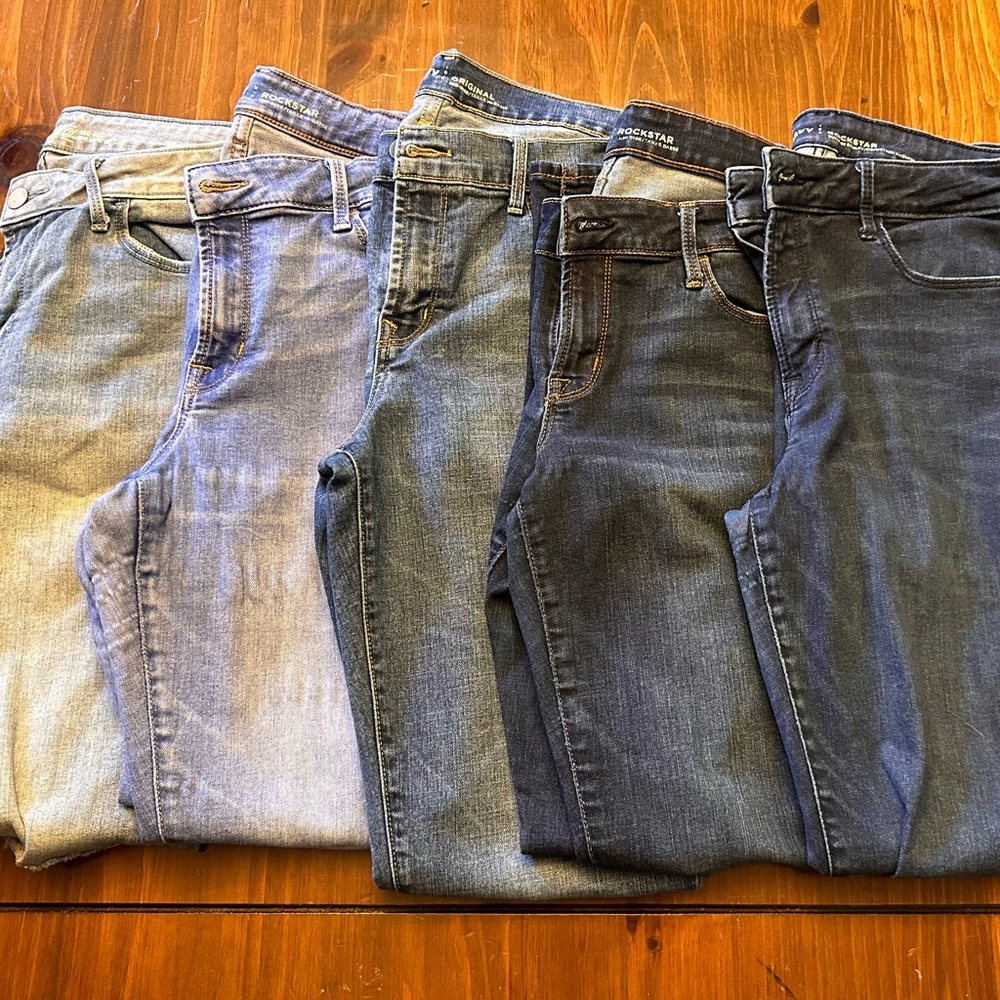 (5) Old Navy Rockstar Jeans, Size 10